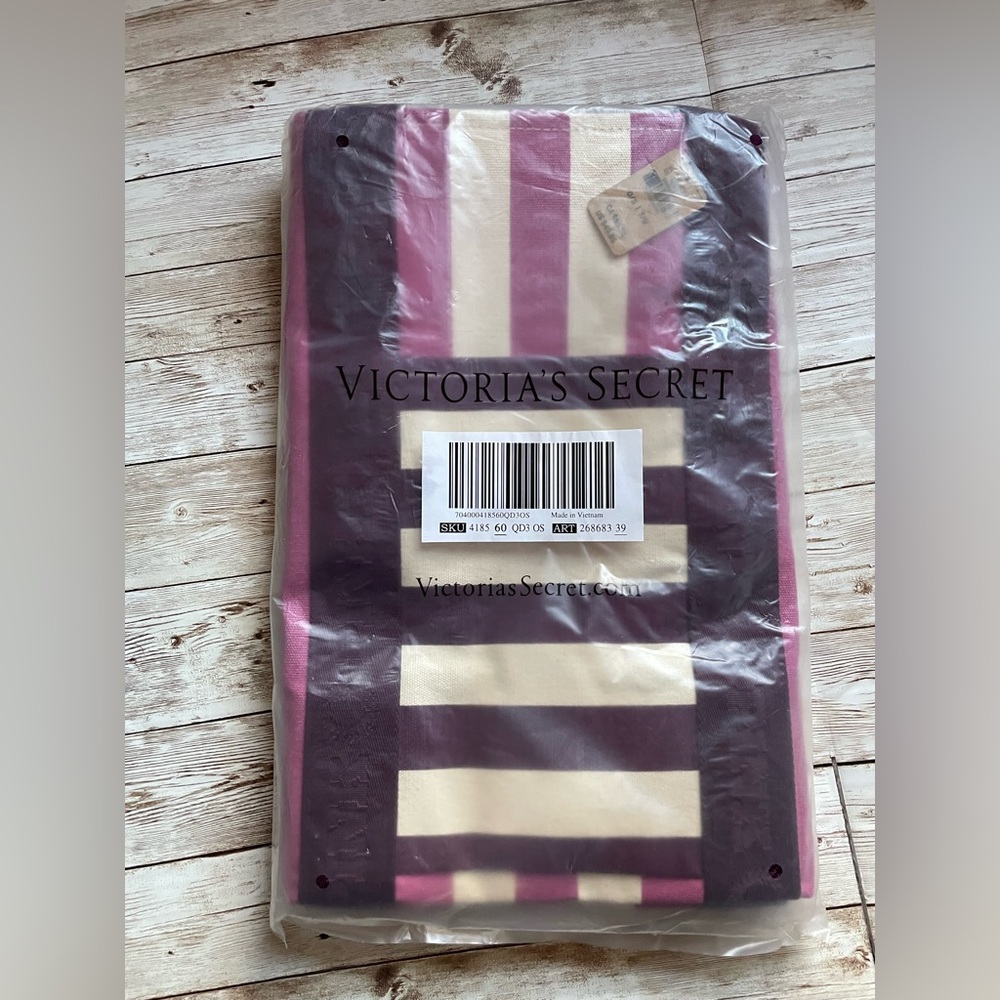 🆕 PINK VICTORIA'S SECRET STRIPED LARGE CANVAS TOTE WEEKENDER BAG - Picture 4 of 8